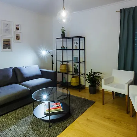 Enjoy View - Ocean, Surf, Beach, Eat & Work Lejlighed