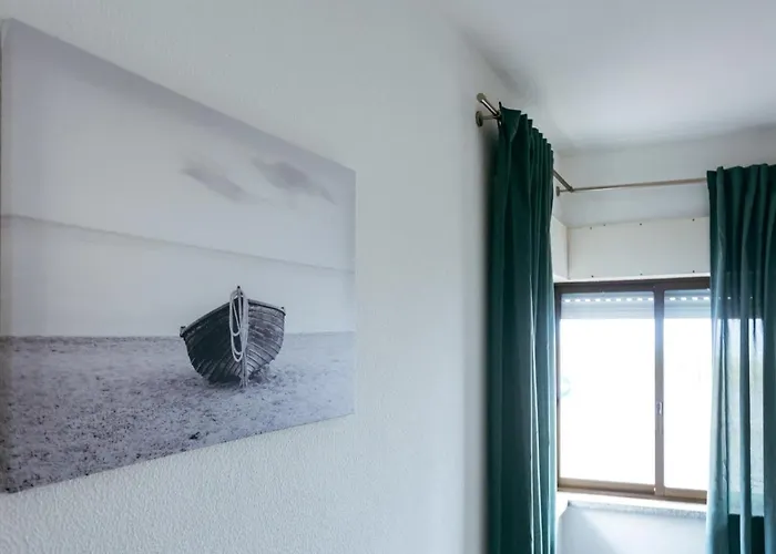 Enjoy View - Ocean, Surf, Beach, Eat & Work アパート アトウギア・ダ・バレイア